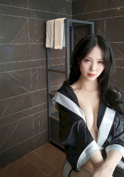 漂亮美女